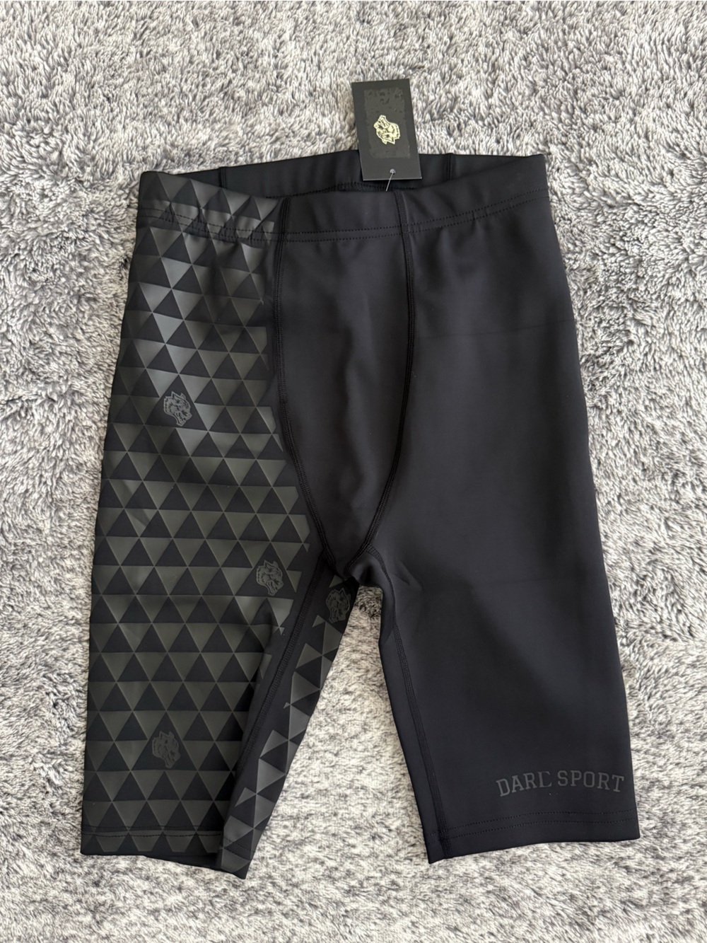 Men’s Darc Sport Mana Spandex Shorts, Size Medium, NWT